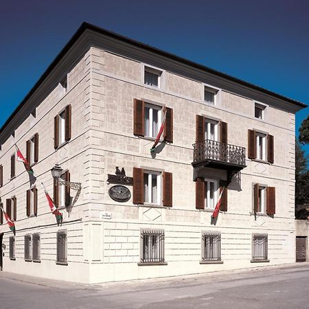 Palazzo La Fenice Massa Marittima Exteriör bild